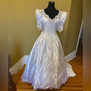 Epic wedding gown